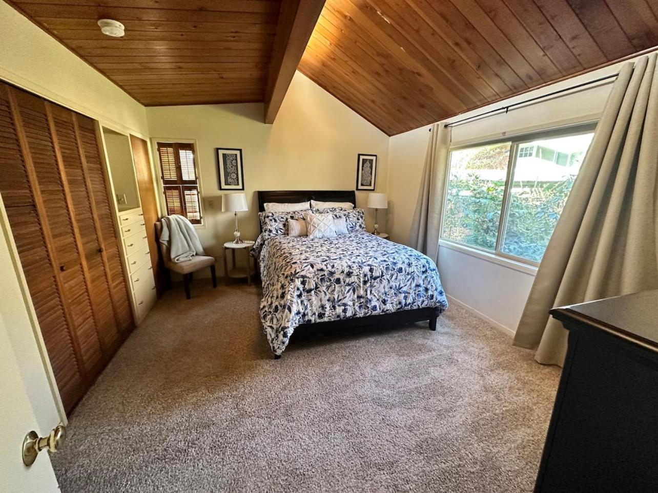 Medford Home And 2 Condos With Pool Exterior photo